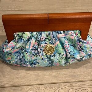 Lilly Pulitzer Exclusive Bermuda Clutch Blue and Pink Collectors Edition